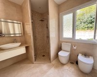 Resale - Villa - Estepona - Selwo