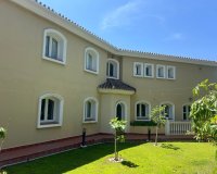 Resale - Villa - Estepona - Selwo