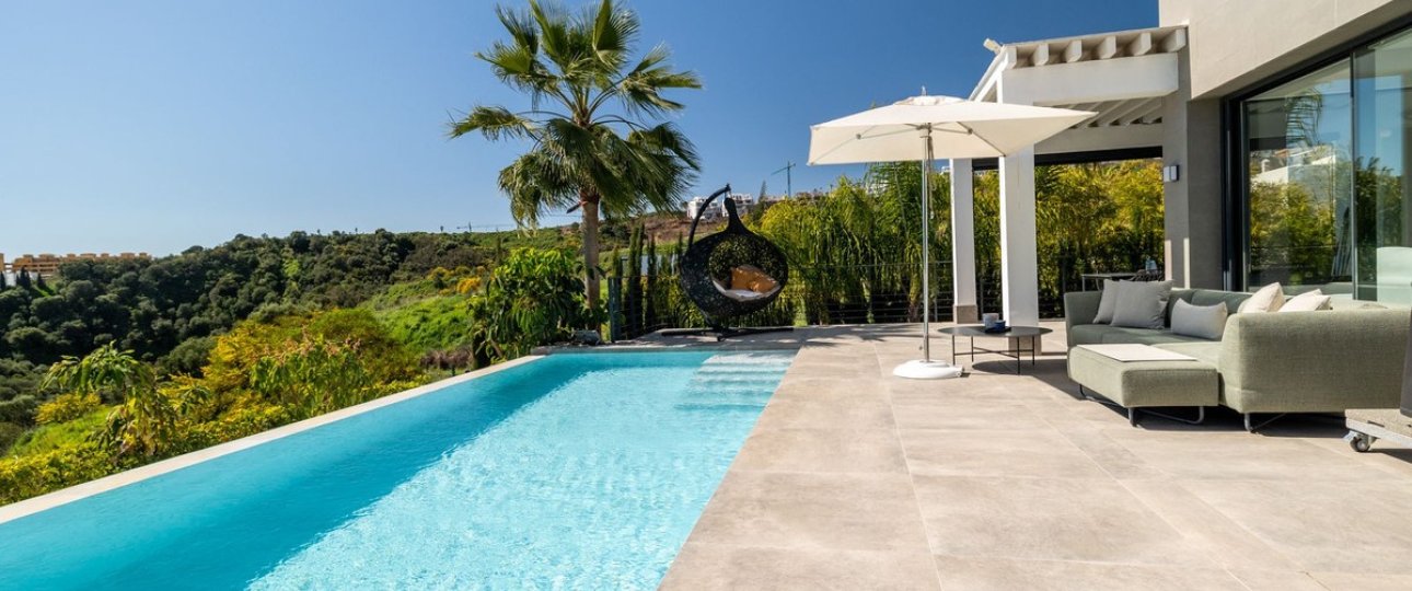Resale - Villa - Estepona - Selwo