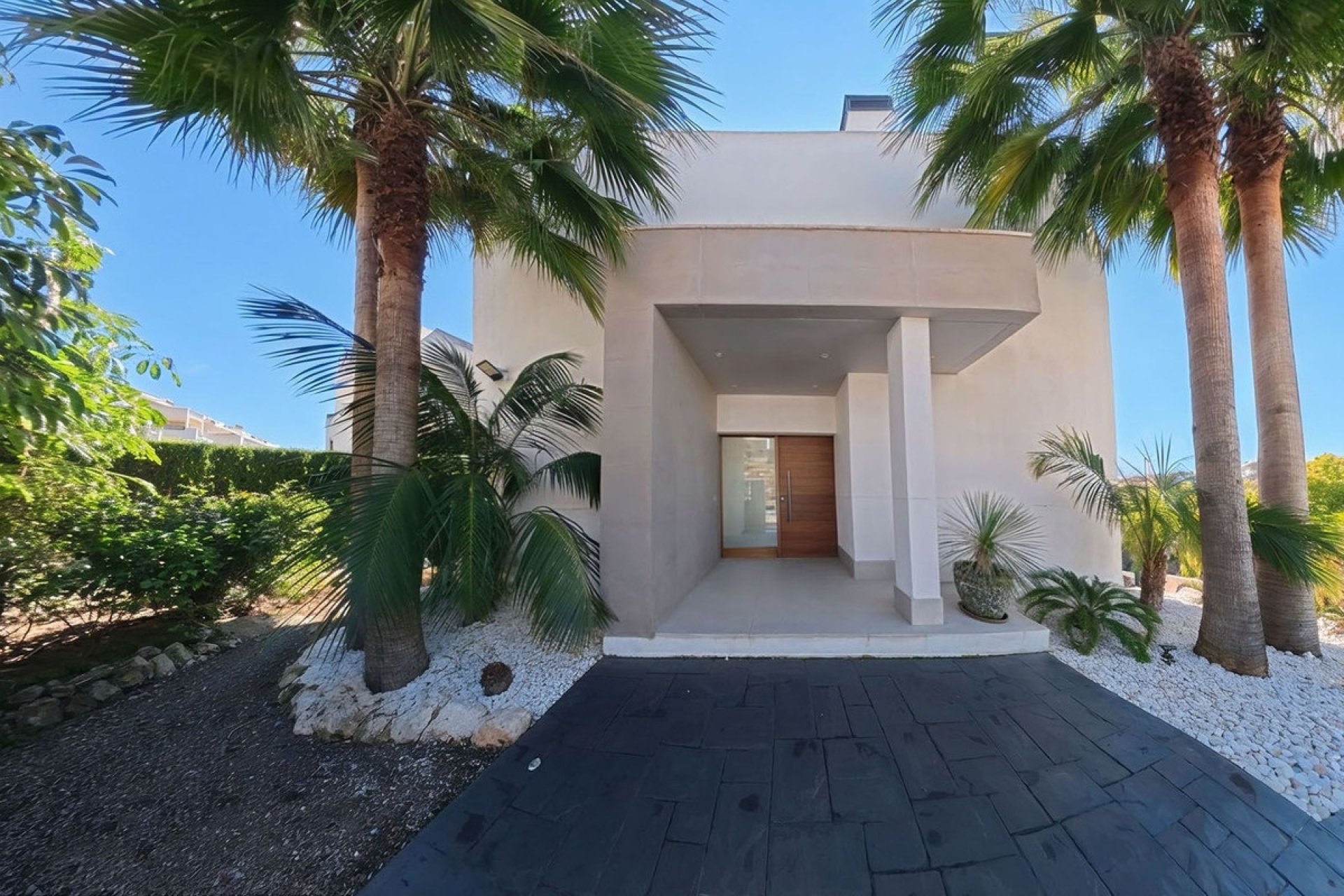 Resale - Villa - Estepona - Selwo