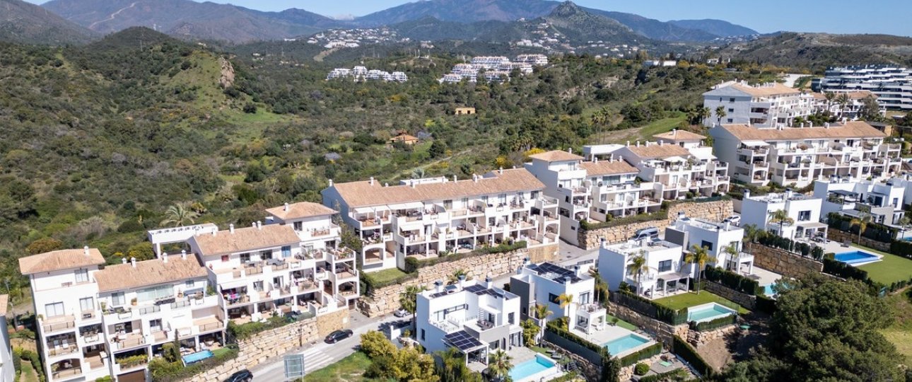 Resale - Villa - Estepona - Selwo