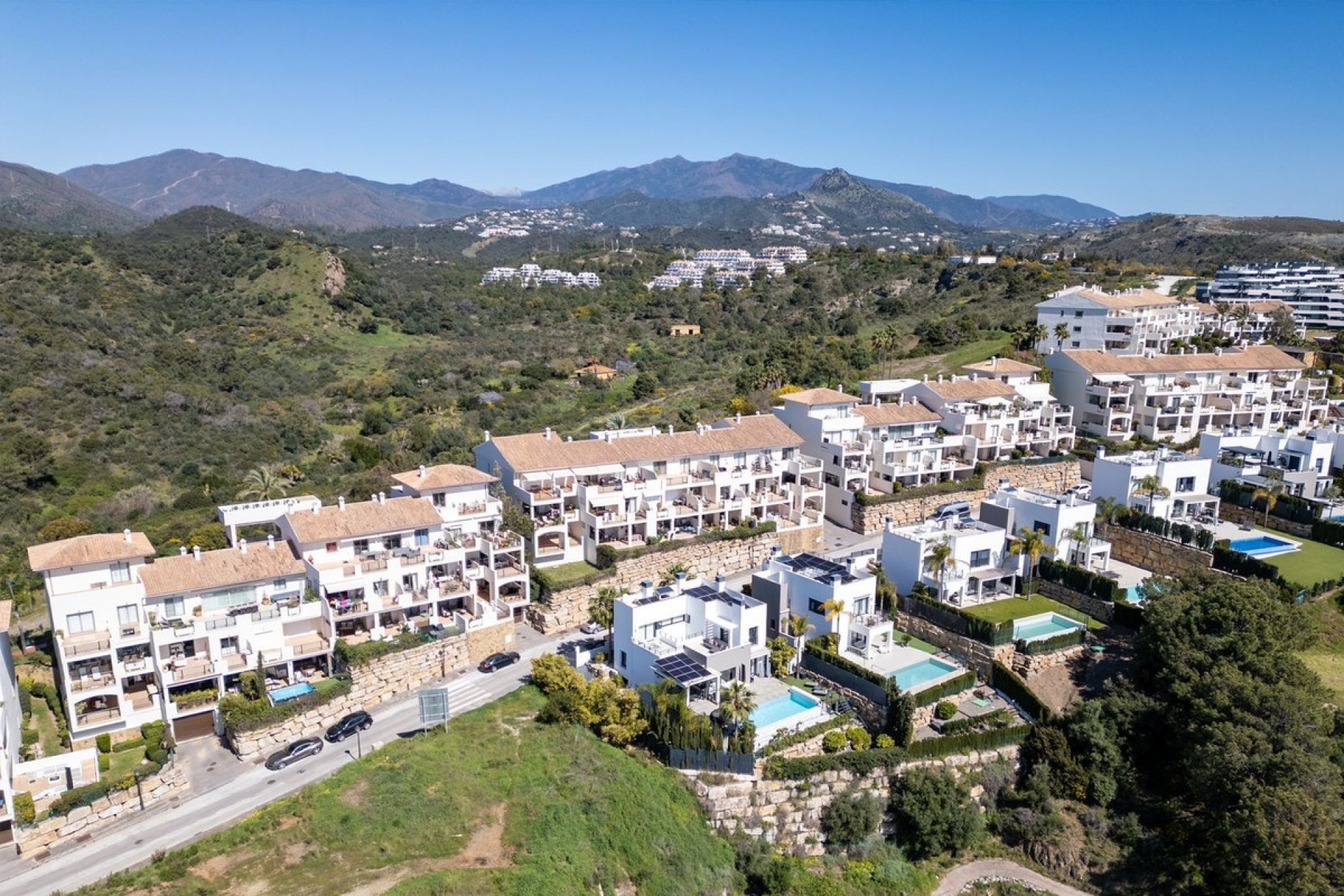 Resale - Villa - Estepona - Selwo