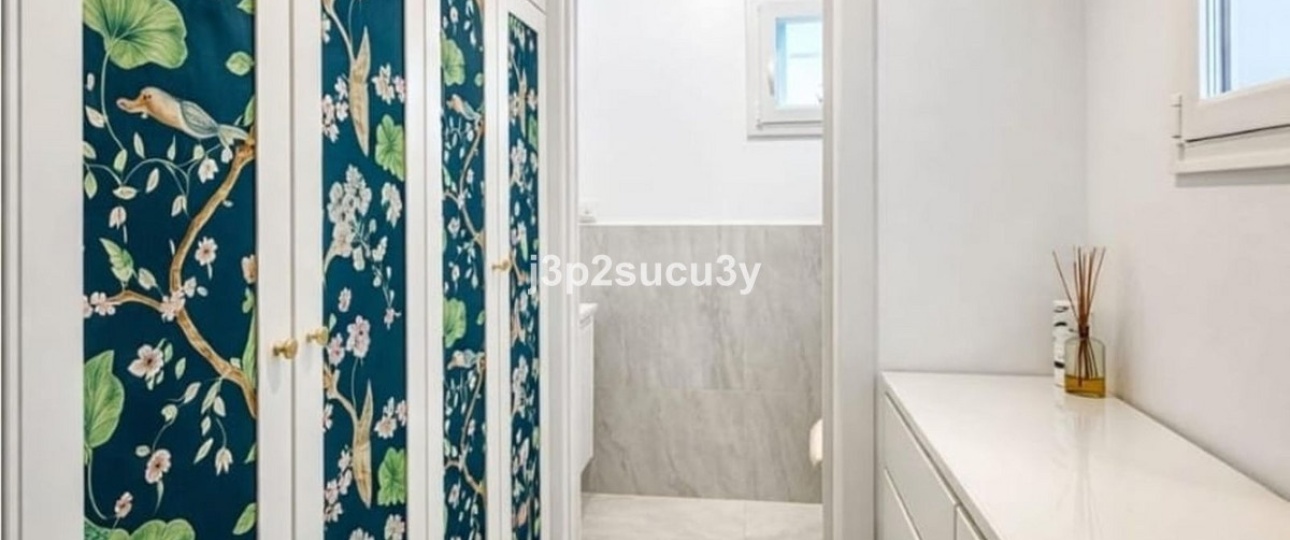 Resale - Villa - Estepona - Selwo