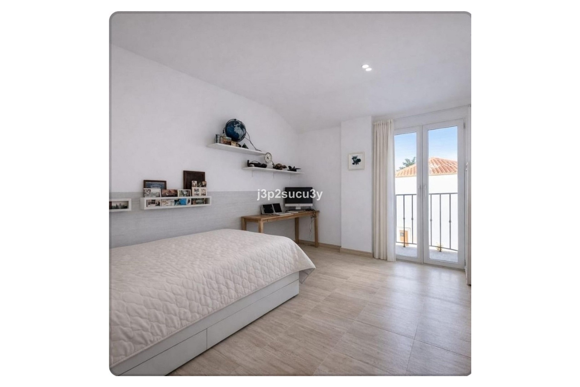 Resale - Villa - Estepona - Selwo