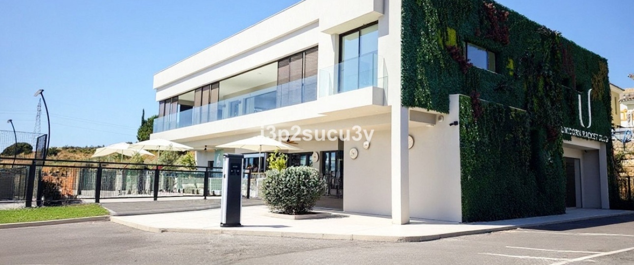 Resale - Villa - Estepona - Selwo