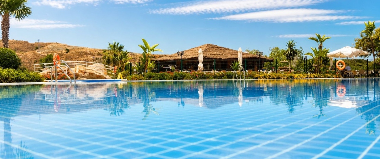 Resale - Villa - Estepona - Selwo