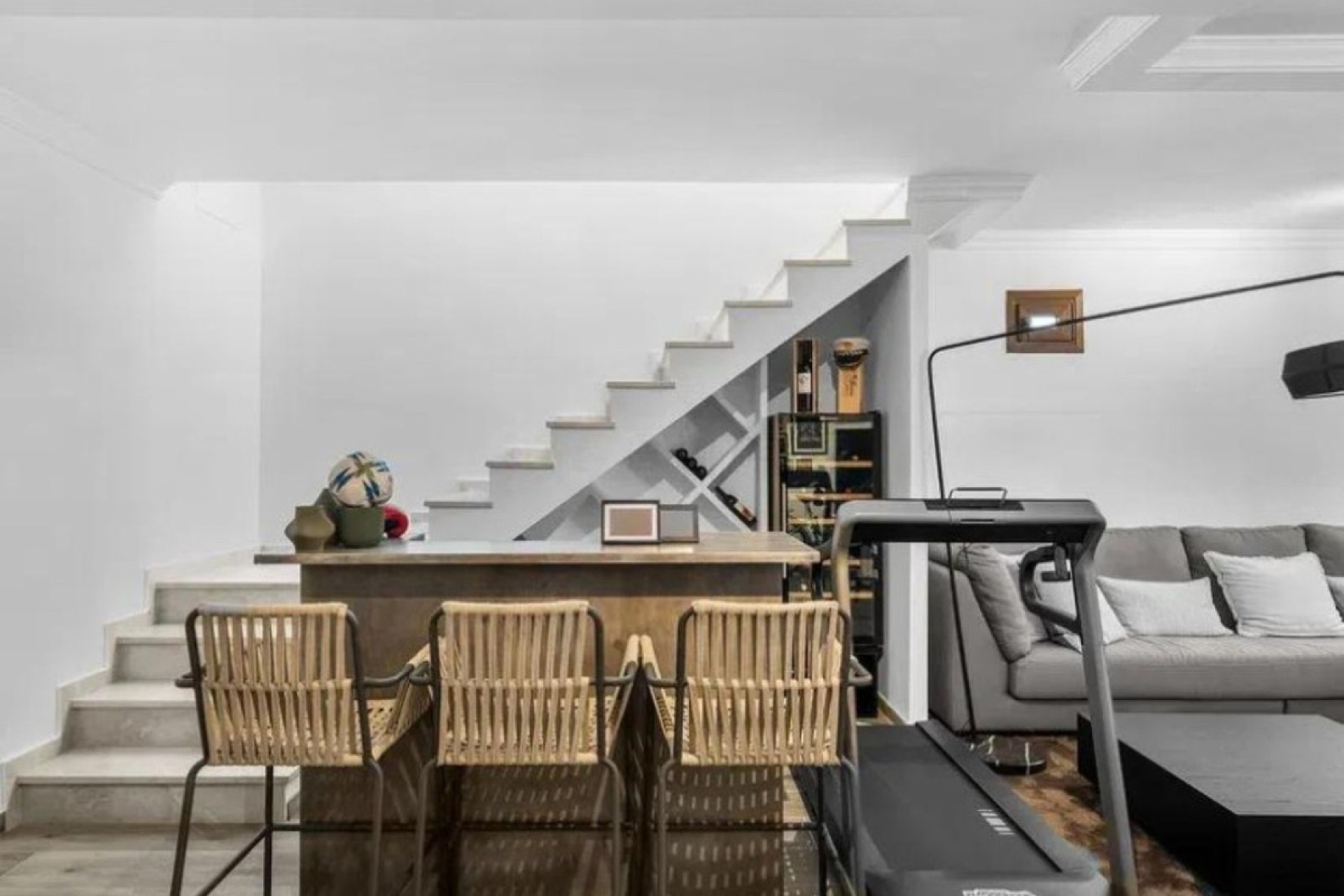 Resale - Villa - Estepona - Selwo