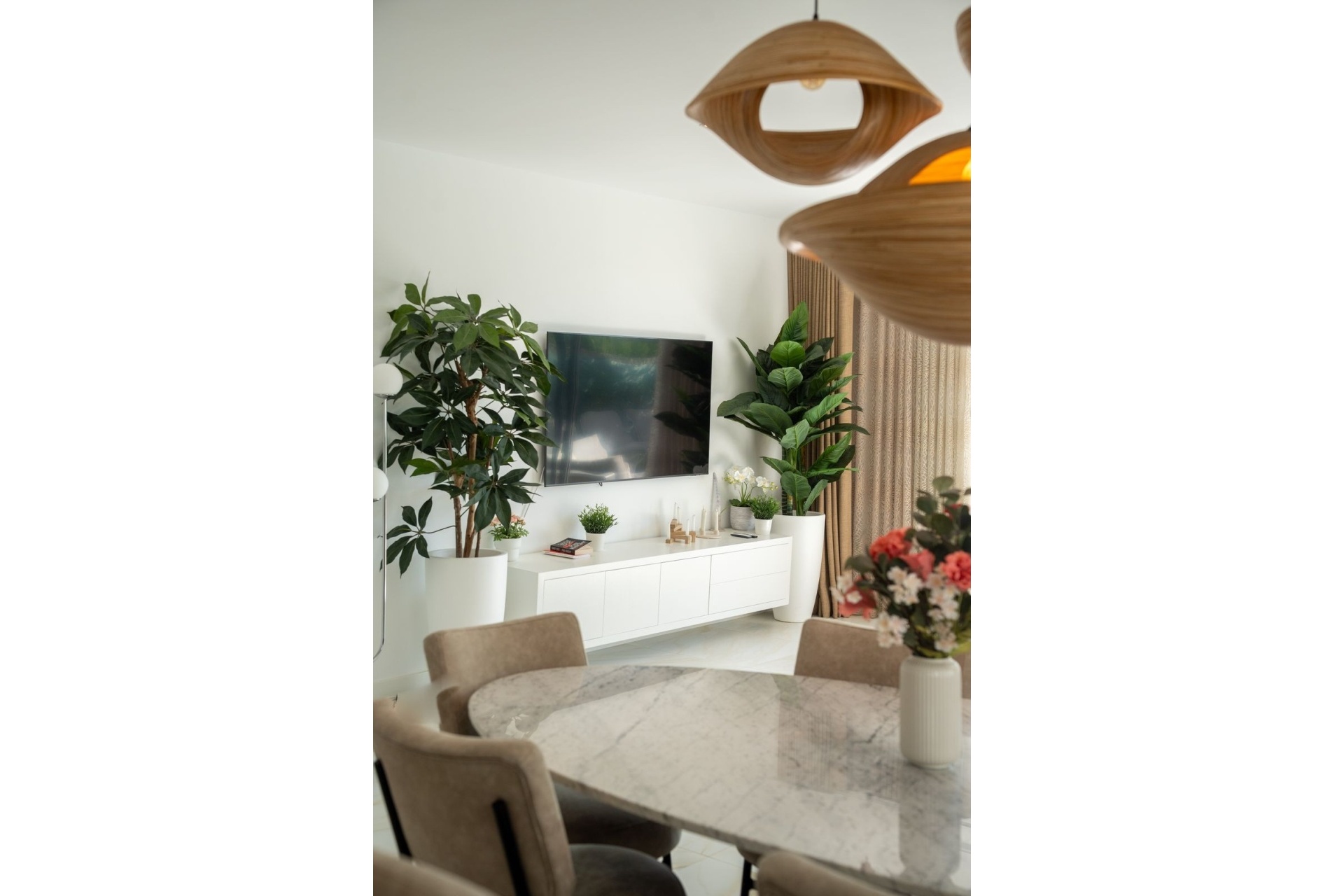 Resale - Villa - Estepona - Selwo