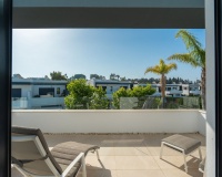 Resale - Villa - Estepona - Selwo