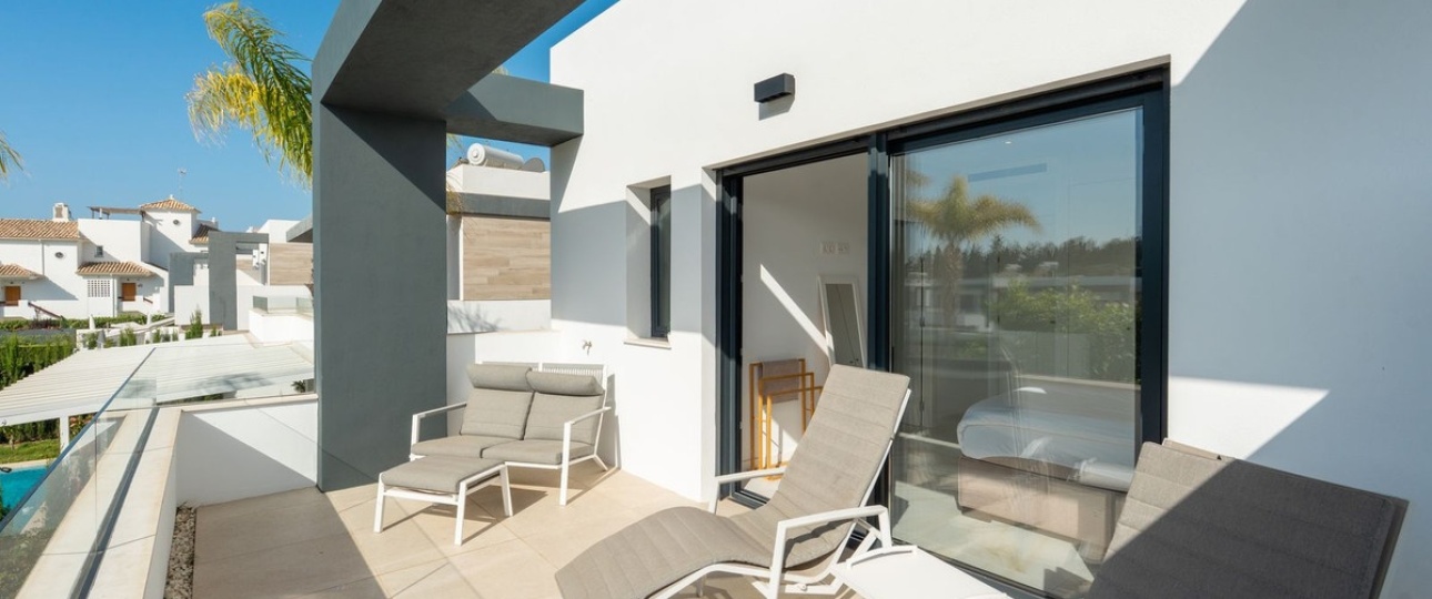 Resale - Villa - Estepona - Selwo