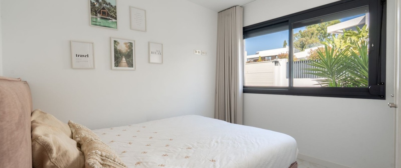 Resale - Villa - Estepona - Selwo