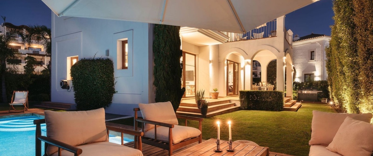 Resale - Villa - Estepona - Selwo