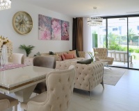 Resale - Villa - Estepona - Selwo