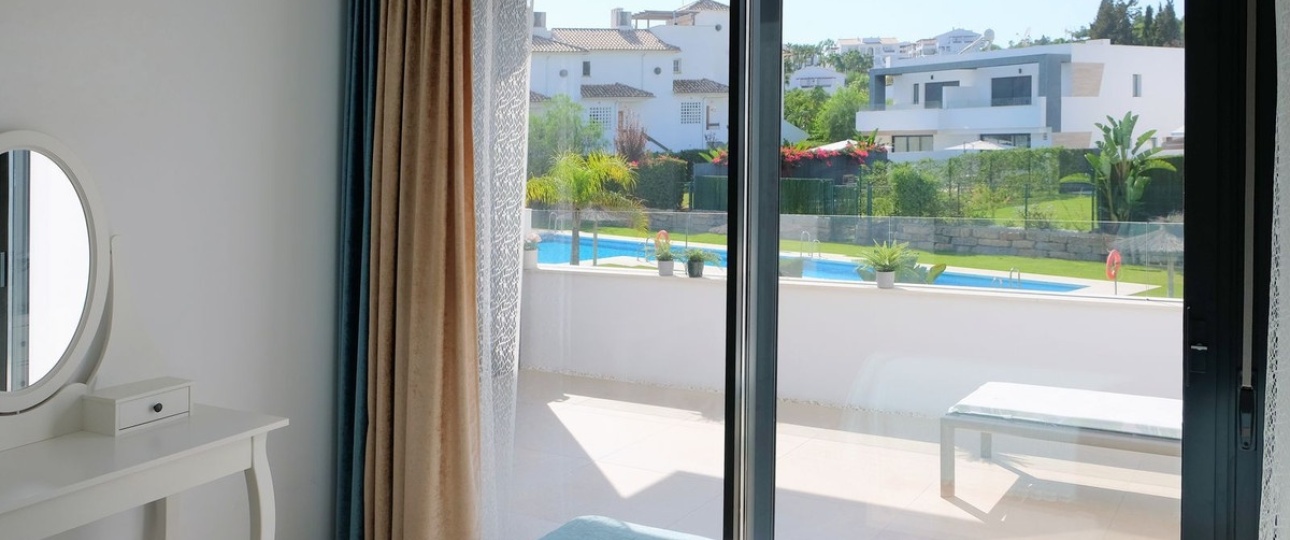 Resale - Villa - Estepona - Selwo