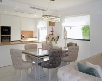 Resale - Villa - Estepona - Selwo
