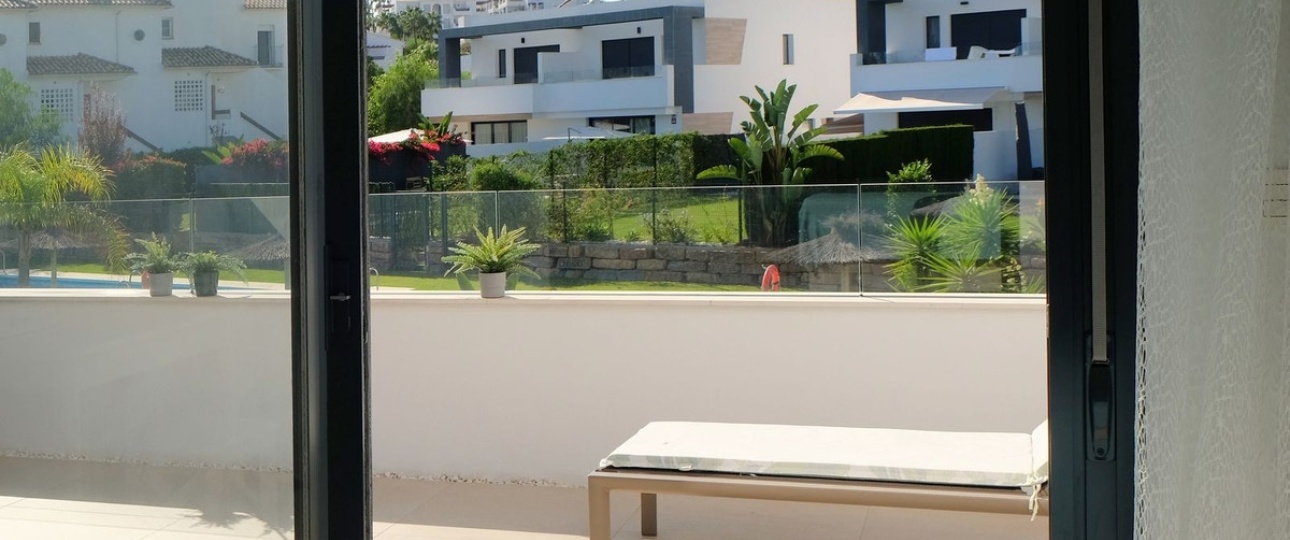 Resale - Villa - Estepona - Selwo