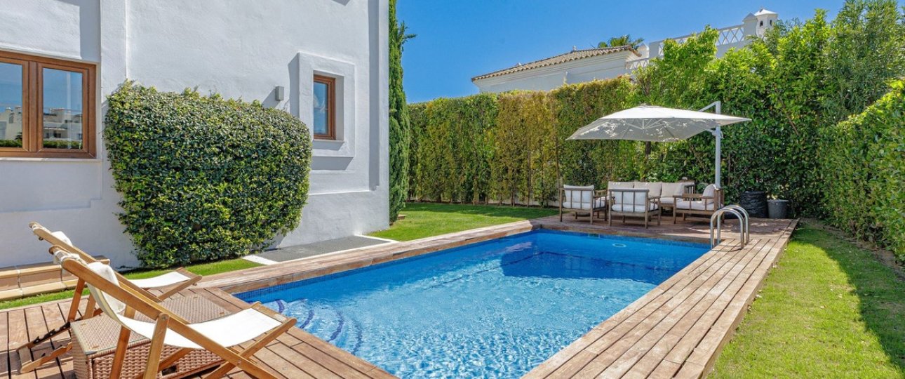 Resale - Villa - Estepona - Selwo