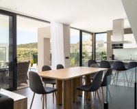 Resale - Villa - Estepona - Valle Romano