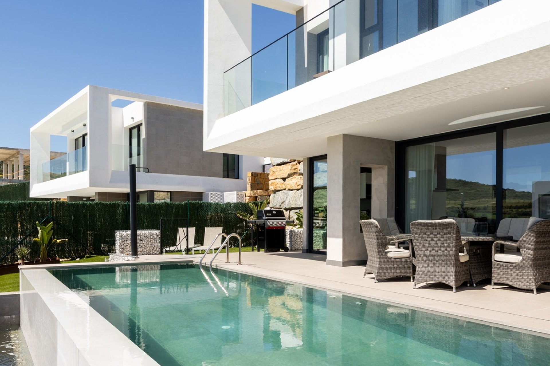 Resale - Villa - Estepona - Valle Romano
