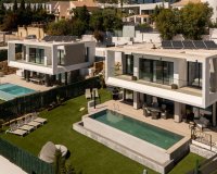 Resale - Villa - Estepona - Valle Romano