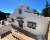 Resale - Villa - Estepona - Valle Romano