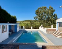 Resale - Villa - Estepona - Valle Romano