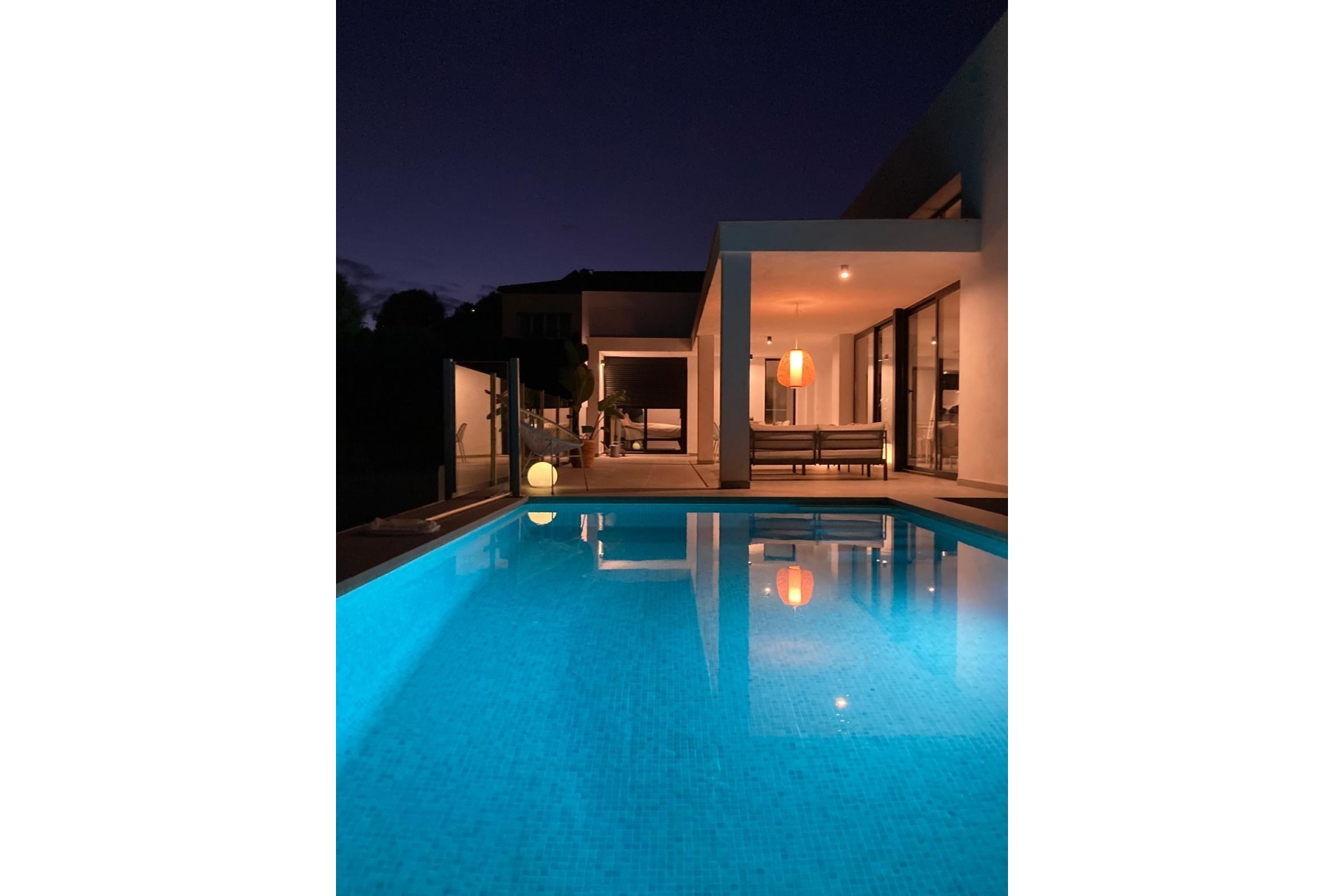 Resale - Villa - Estepona - Valle Romano