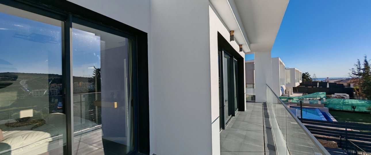 Resale - Villa - Estepona - Valle Romano