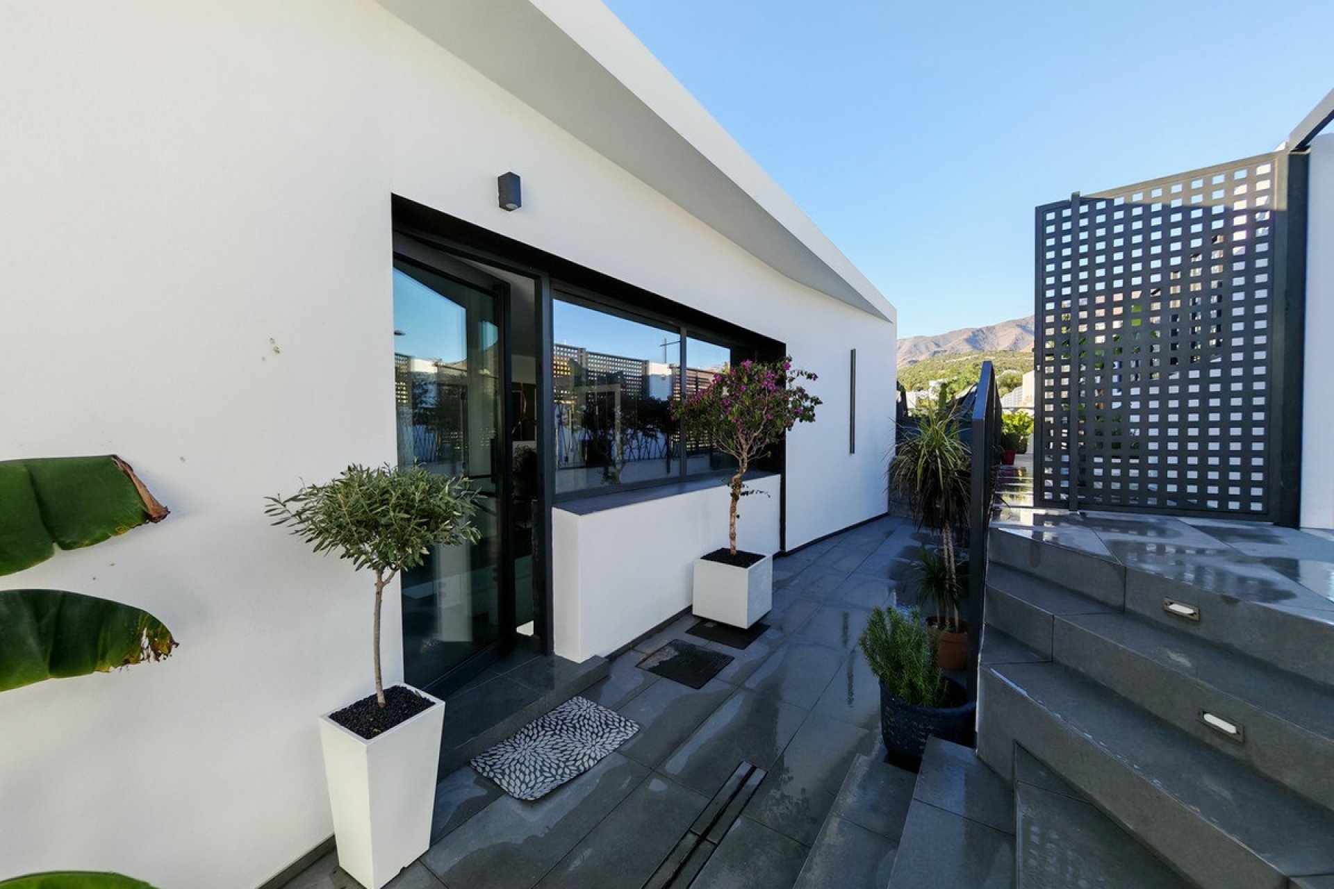 Resale - Villa - Estepona - Valle Romano