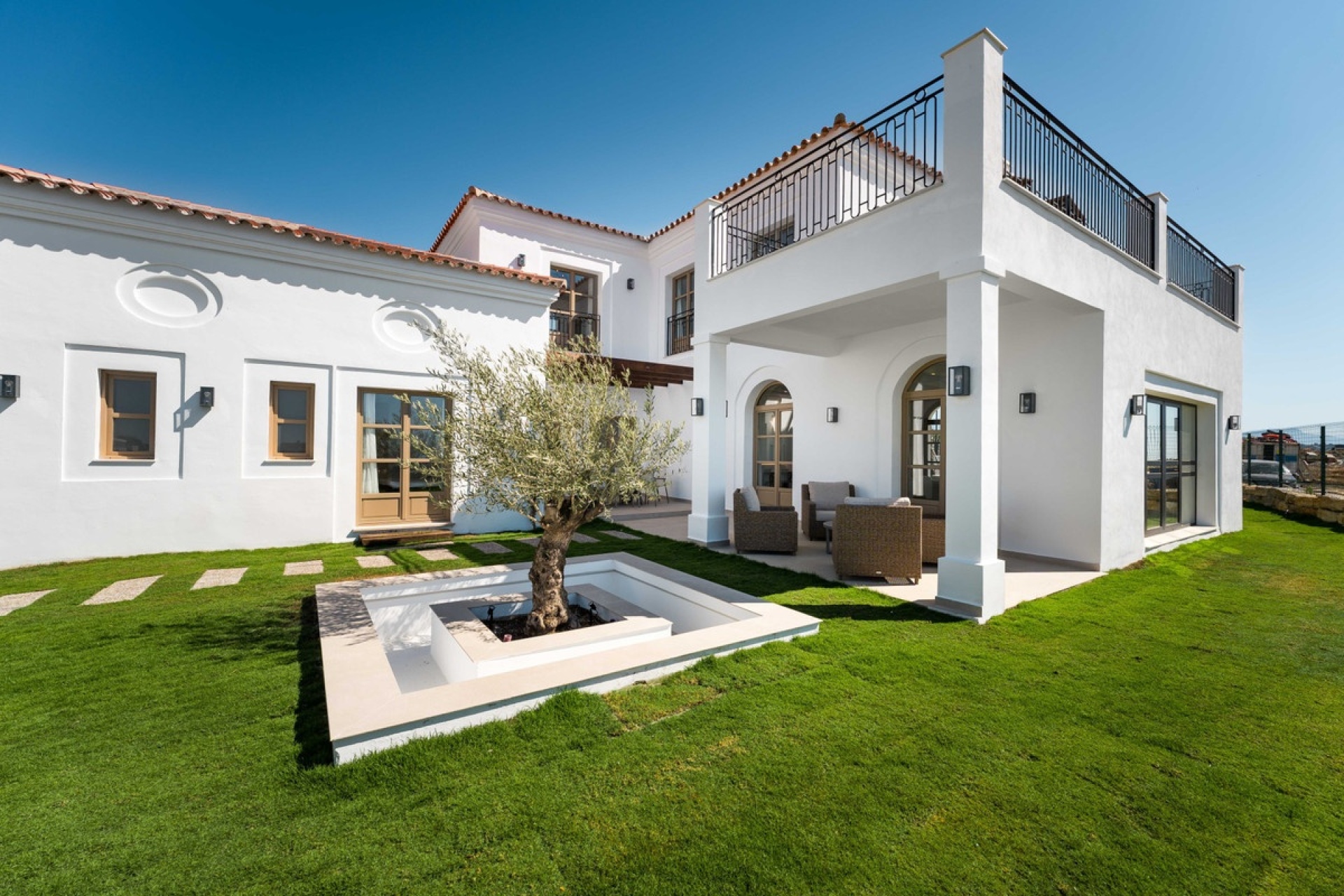 Resale - Villa - Estepona - Valle Romano