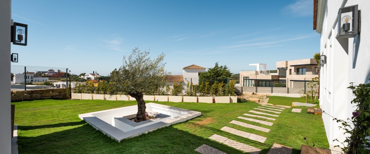 Resale - Villa - Estepona - Valle Romano