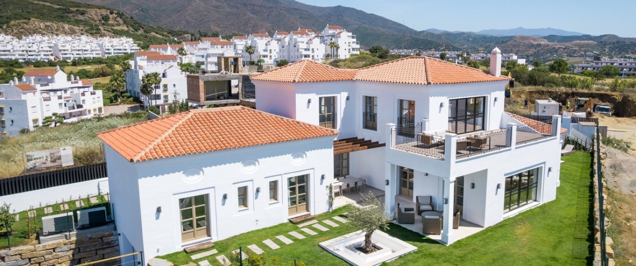 Resale - Villa - Estepona - Valle Romano