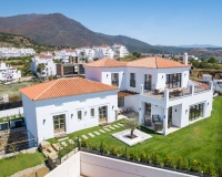 Resale - Villa - Estepona - Valle Romano