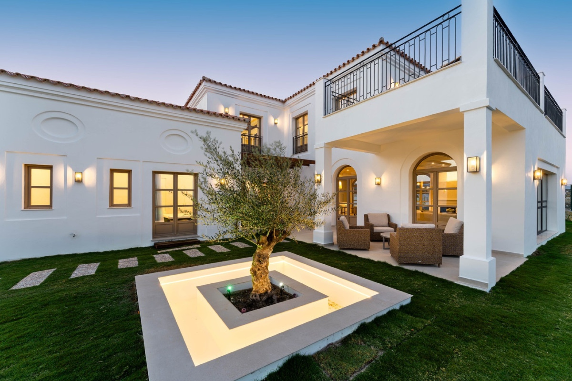 Resale - Villa - Estepona - Valle Romano