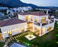 Resale - Villa - Estepona - Valle Romano