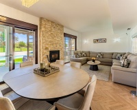 Resale - Villa - Estepona - Valle Romano