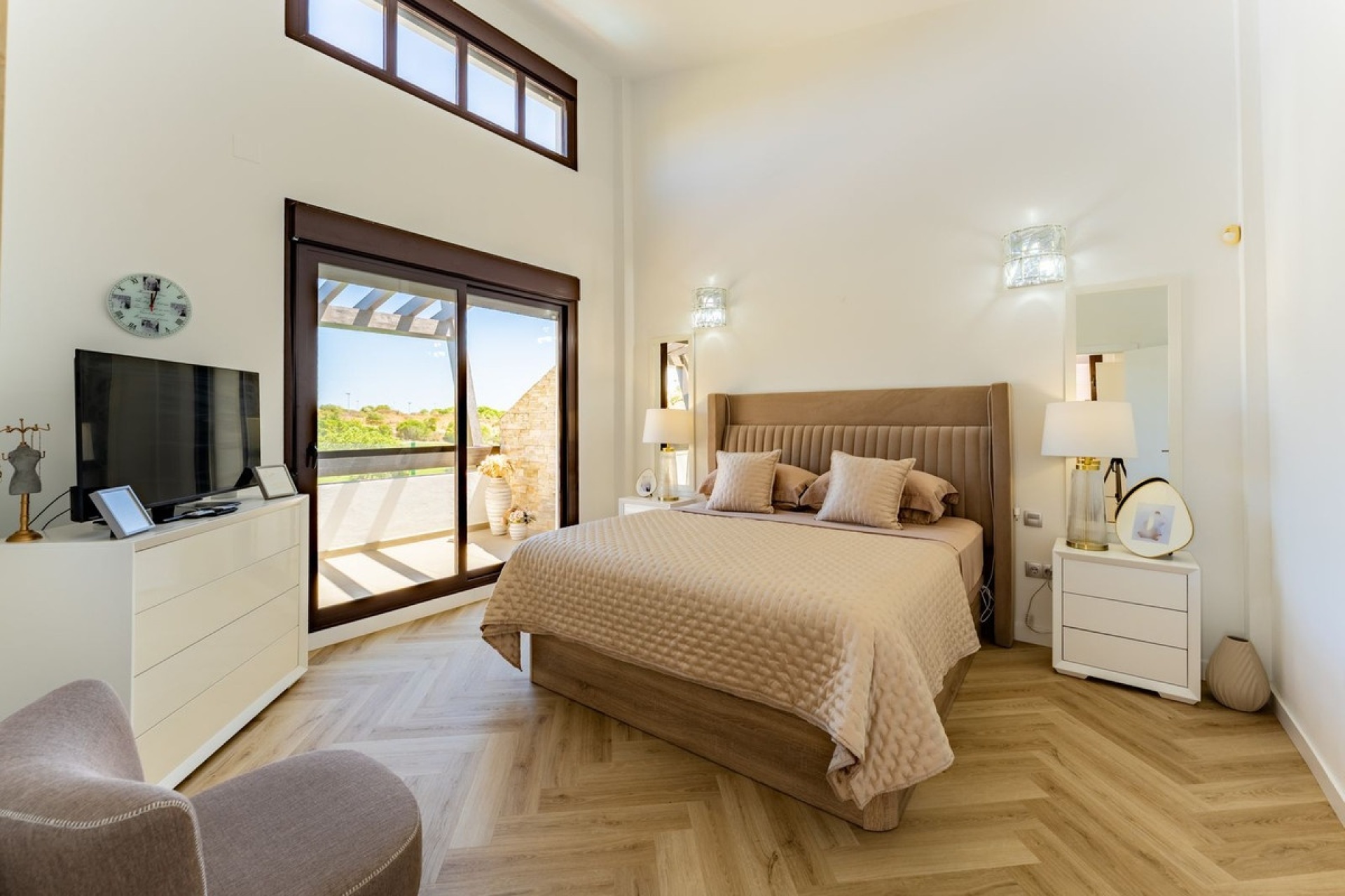 Resale - Villa - Estepona - Valle Romano