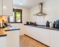 Resale - Villa - Estepona - Valle Romano
