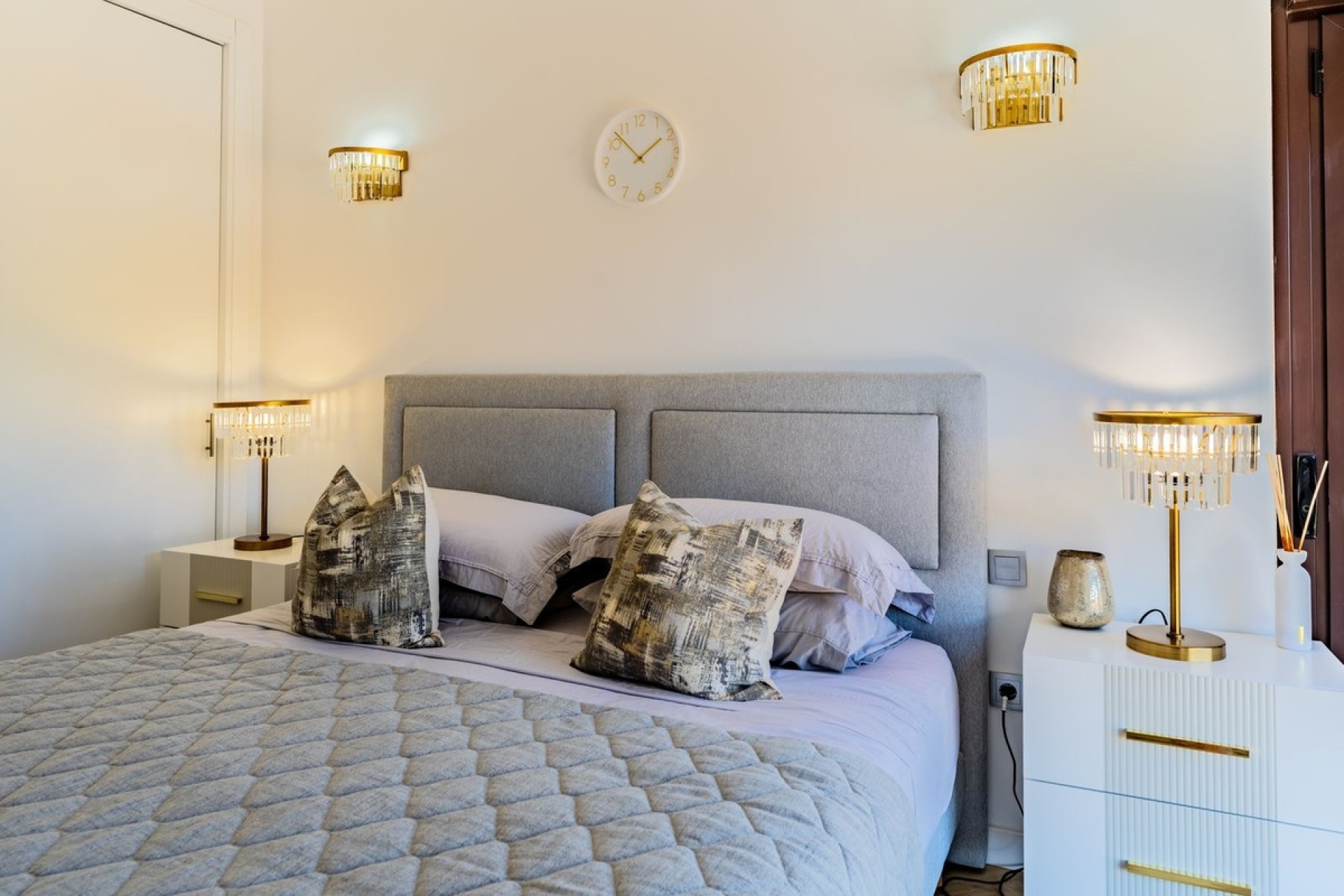 Resale - Villa - Estepona - Valle Romano