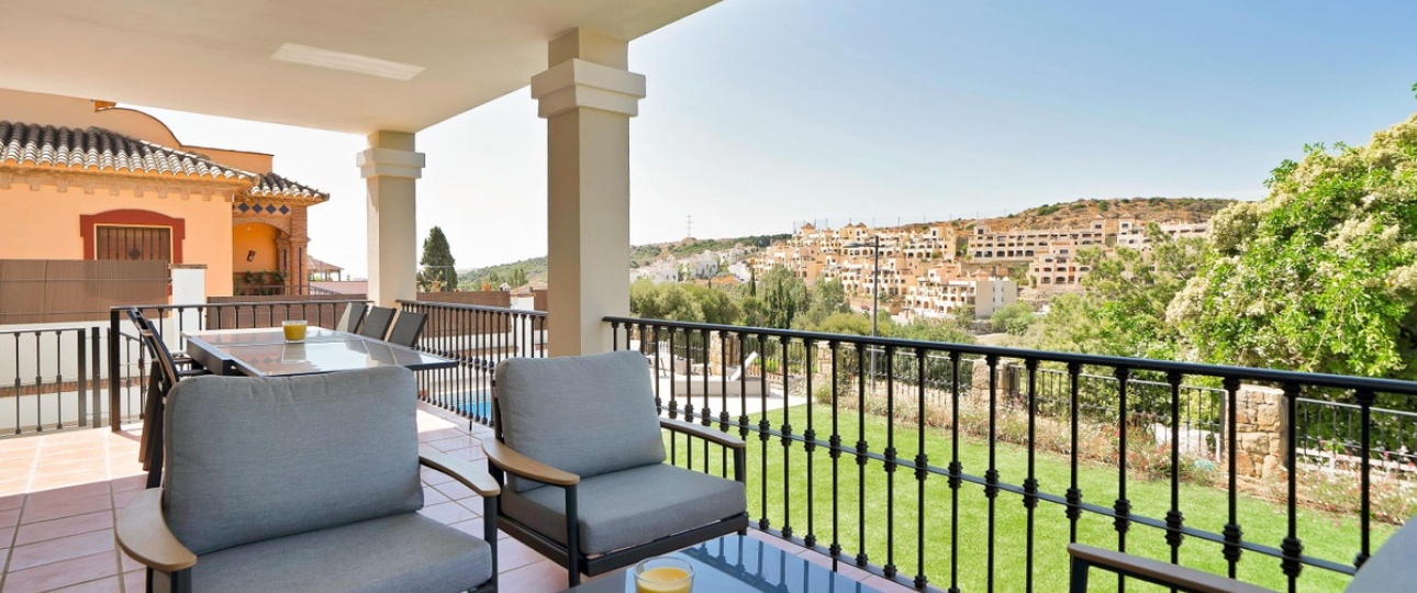Resale - Villa - Estepona - Valle Romano