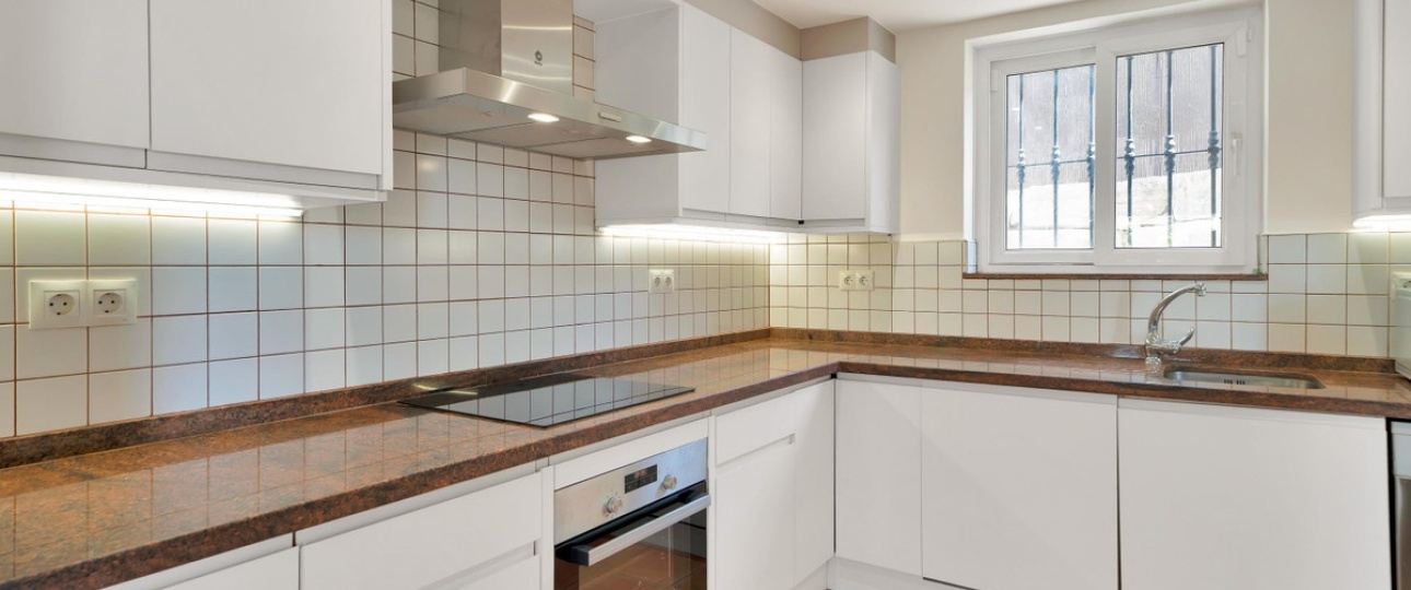Resale - Villa - Estepona - Valle Romano