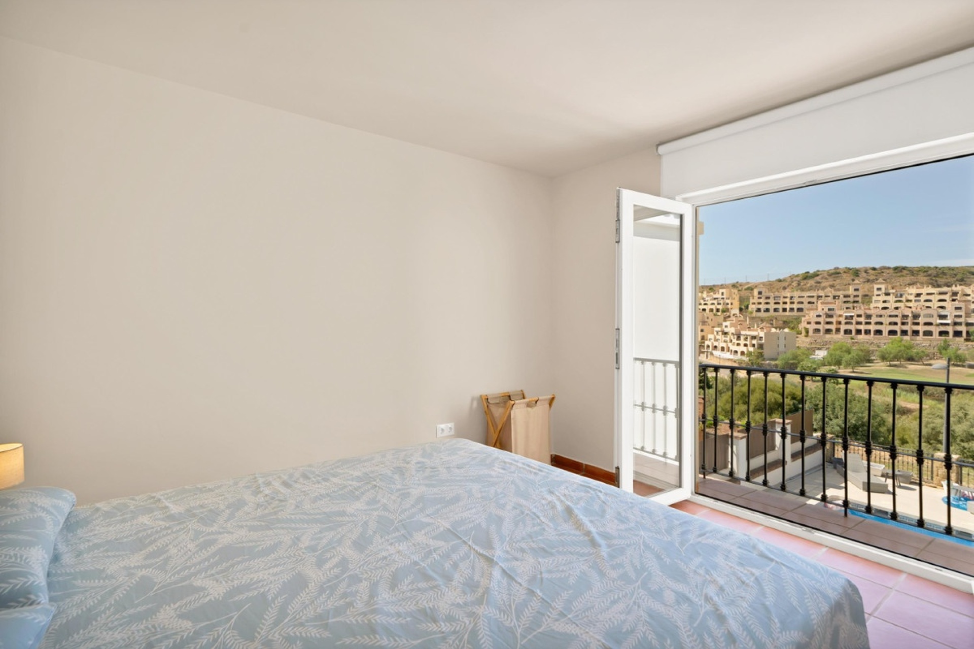 Resale - Villa - Estepona - Valle Romano
