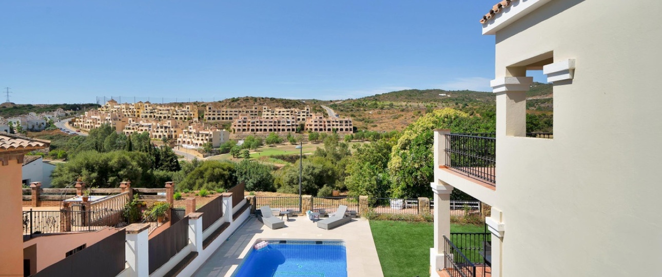 Resale - Villa - Estepona - Valle Romano