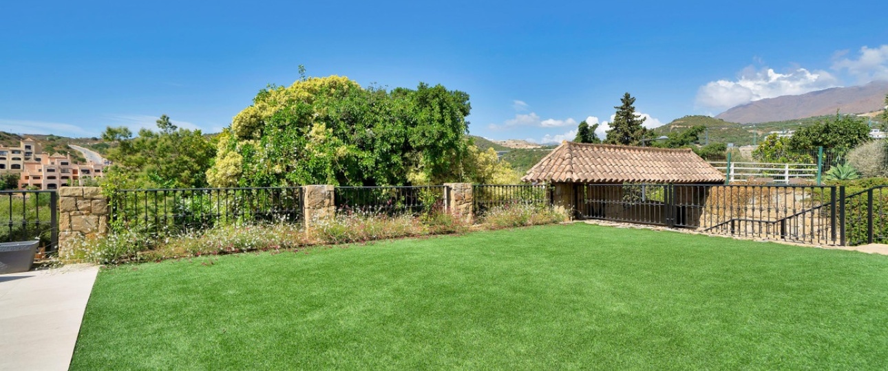Resale - Villa - Estepona - Valle Romano