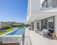 Resale - Villa - Estepona - Valle Romano