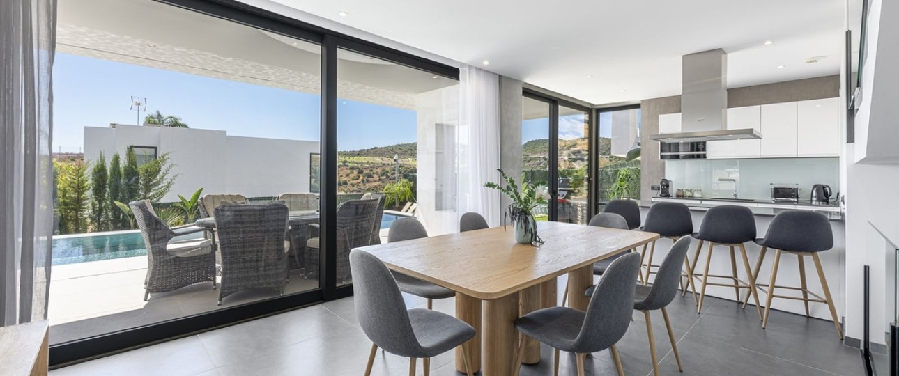 Resale - Villa - Estepona - Valle Romano