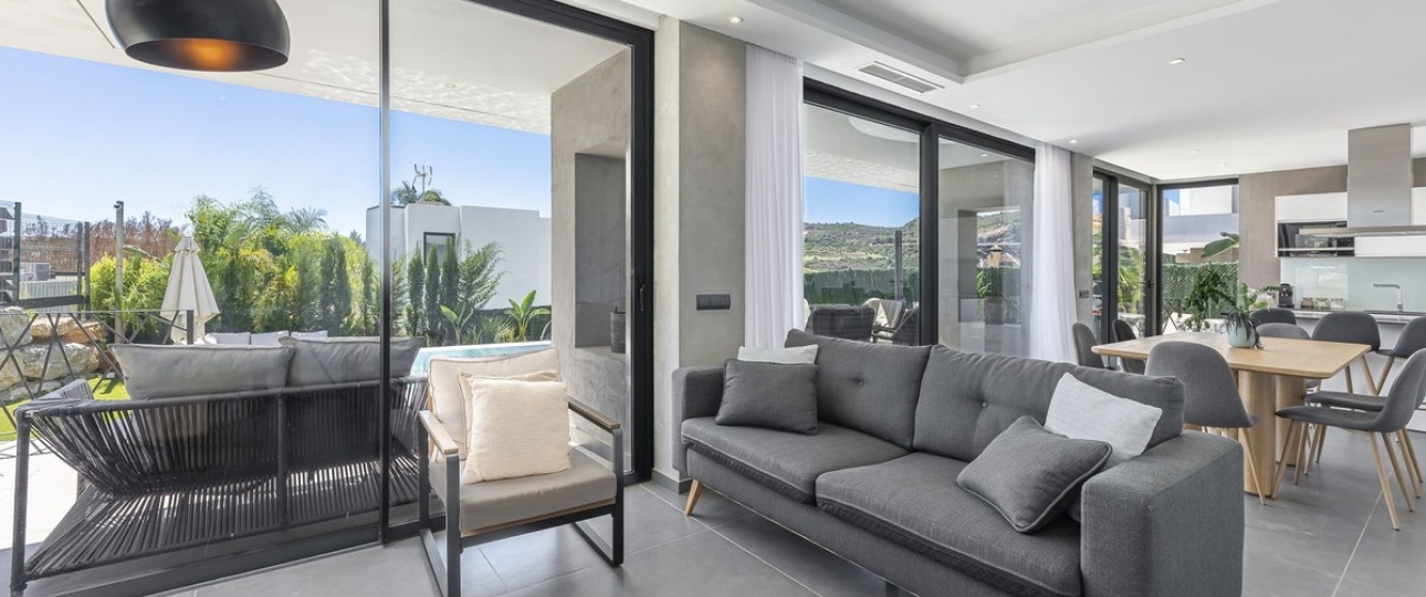 Resale - Villa - Estepona - Valle Romano