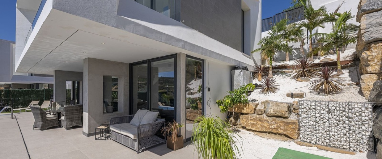 Resale - Villa - Estepona - Valle Romano