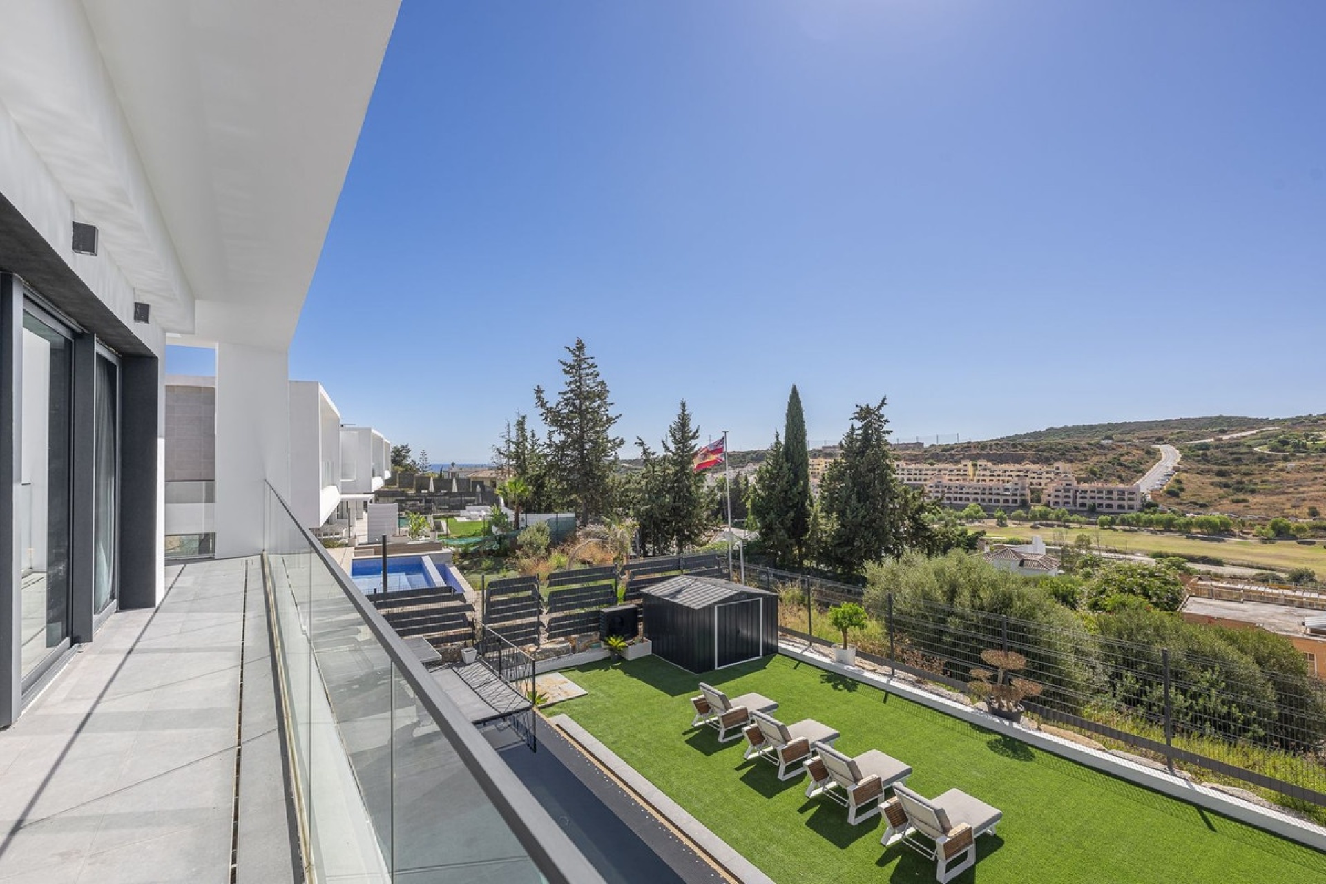 Resale - Villa - Estepona - Valle Romano