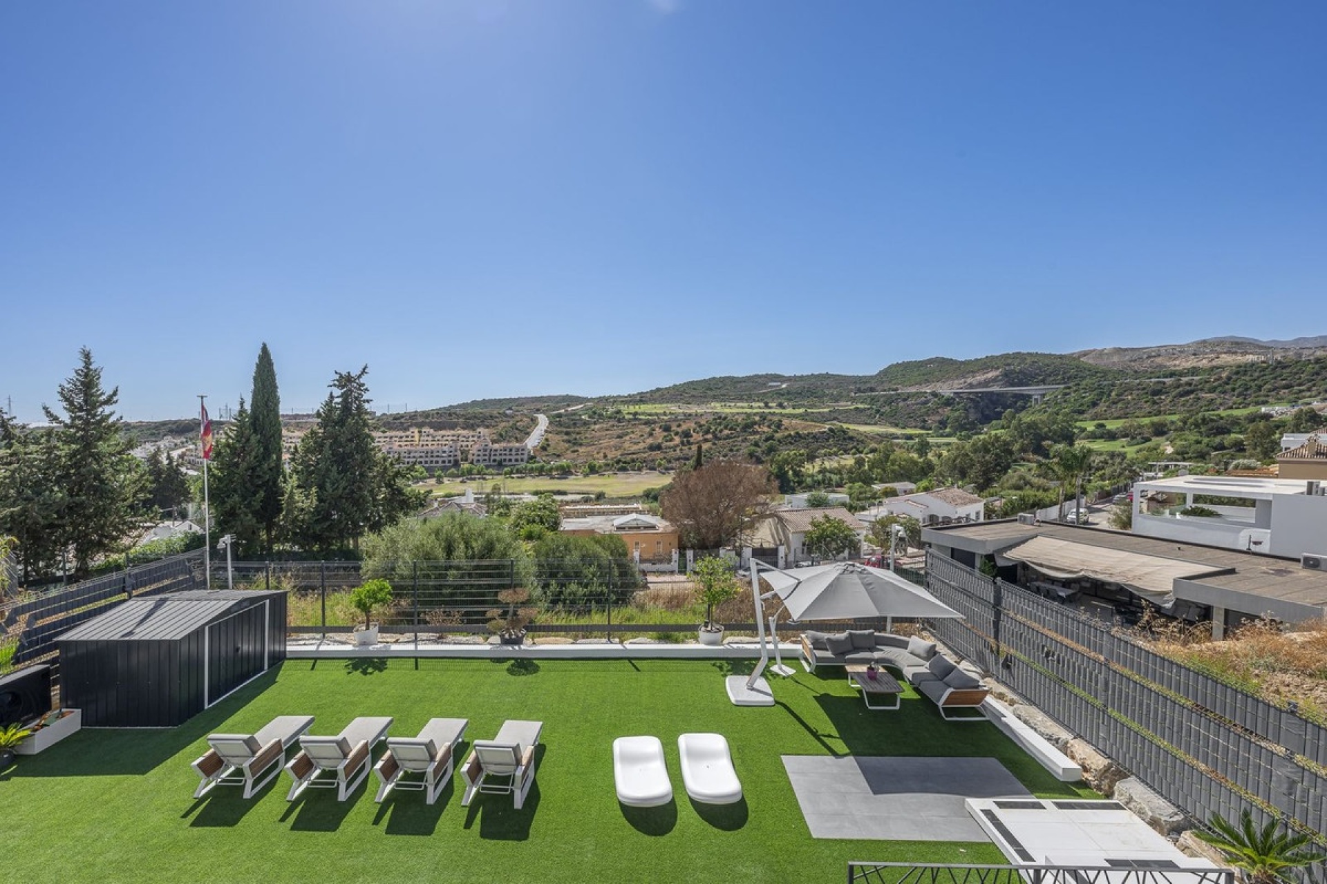 Resale - Villa - Estepona - Valle Romano